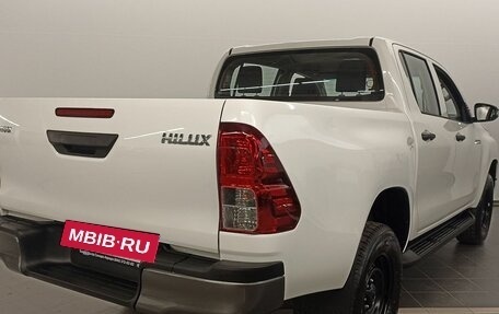 Toyota Hilux VIII, 2023 год, 5 766 500 рублей, 4 фотография