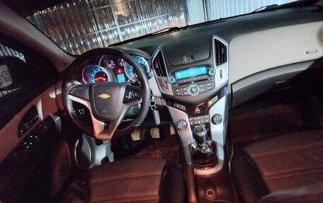 Chevrolet Cruze II, 2013 год, 1 090 000 рублей, 7 фотография