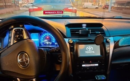 Toyota Camry, 2015 год, 2 250 000 рублей, 3 фотография