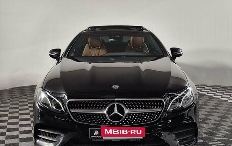 Mercedes-Benz E-Класс, 2017 год, 4 060 000 рублей, 2 фотография