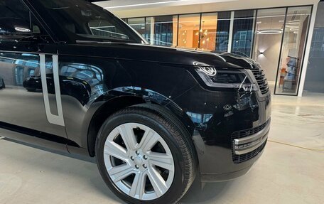Land Rover Range Rover IV рестайлинг, 2023 год, 24 990 000 рублей, 6 фотография
