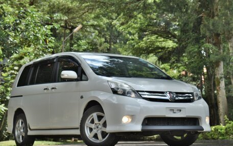 Toyota ISis I, 2013 год, 1 250 000 рублей, 3 фотография