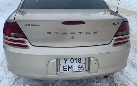 Dodge Stratus II, 2002 год, 295 000 рублей, 5 фотография