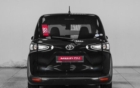 Toyota Sienta II, 2019 год, 1 579 000 рублей, 4 фотография