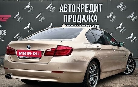 BMW 5 серия, 2010 год, 1 830 000 рублей, 9 фотография