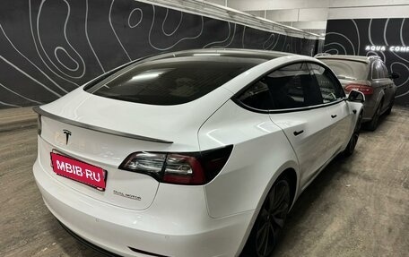 Tesla Model 3 I, 2019 год, 3 000 000 рублей, 3 фотография