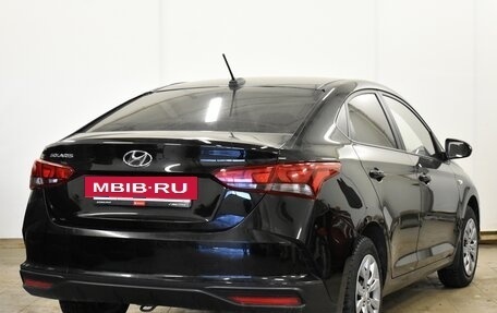 Hyundai Solaris II рестайлинг, 2021 год, 1 530 000 рублей, 2 фотография