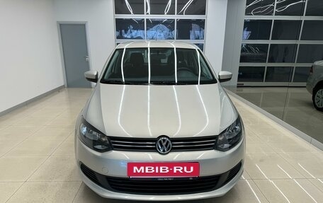 Volkswagen Polo VI (EU Market), 2011 год, 812 000 рублей, 2 фотография