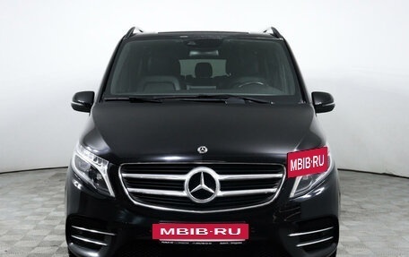Mercedes-Benz V-Класс, 2018 год, 5 600 000 рублей, 2 фотография