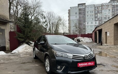 Toyota Corolla, 2013 год, 1 650 000 рублей, 2 фотография
