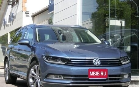 Volkswagen Passat B8 рестайлинг, 2015 год, 1 357 000 рублей, 4 фотография