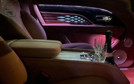 Bentley Bentayga I, 2022 год, 42 000 000 рублей, 11 фотография
