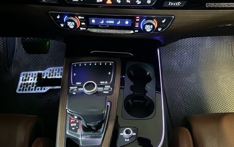 Audi Q7, 2019 год, 5 700 000 рублей, 6 фотография