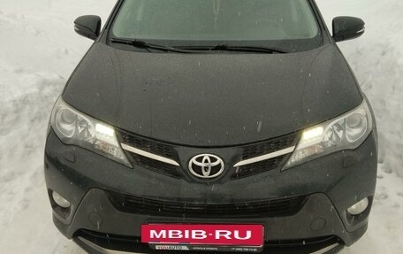 Toyota RAV4, 2013 год, 2 690 000 рублей, 2 фотография