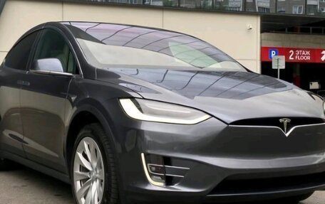 Tesla Model X I, 2016 год, 4 400 000 рублей, 3 фотография