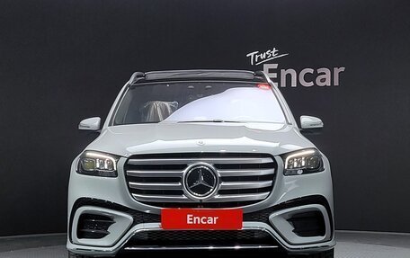 Mercedes-Benz GLS, 2024 год, 14 740 000 рублей, 3 фотография