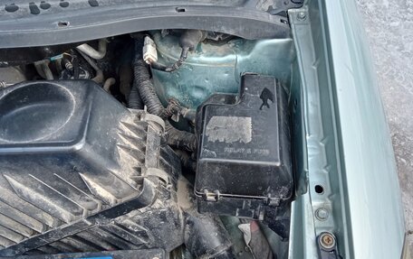 Toyota Ipsum II, 2001 год, 850 000 рублей, 6 фотография