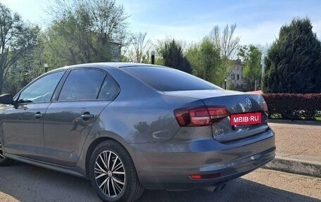 Volkswagen Jetta VI, 2017 год, 1 635 000 рублей, 3 фотография