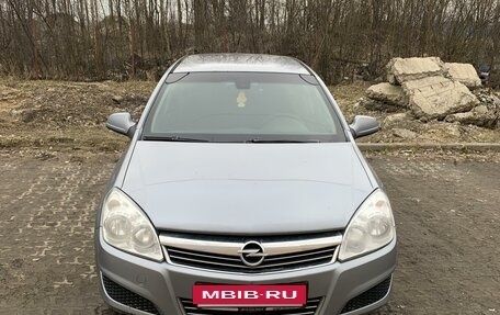 Opel Astra H, 2011 год, 710 000 рублей, 2 фотография