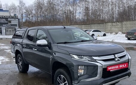 Mitsubishi L200 IV рестайлинг, 2019 год, 2 550 000 рублей, 5 фотография