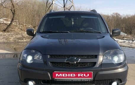 Chevrolet Niva I рестайлинг, 2017 год, 929 000 рублей, 3 фотография