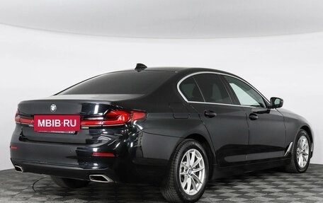 BMW 5 серия, 2021 год, 4 449 000 рублей, 2 фотография