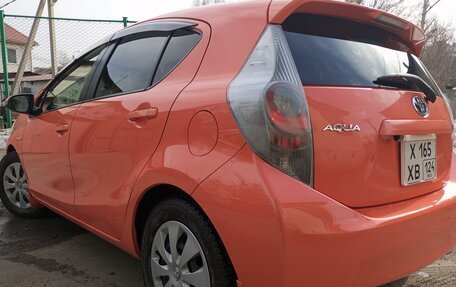Toyota Aqua I, 2012 год, 970 000 рублей, 3 фотография
