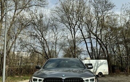 BMW 5 серия, 2019 год, 3 950 000 рублей, 2 фотография
