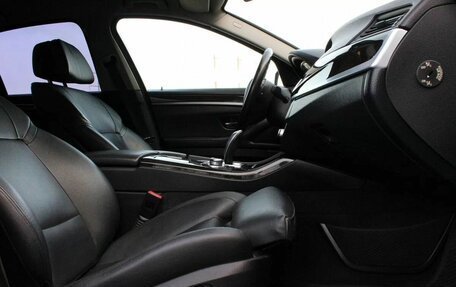 BMW 5 серия, 2012 год, 1 880 000 рублей, 7 фотография