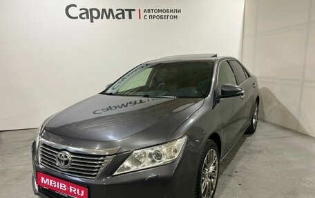 Toyota Camry, 2013 год, 1 900 000 рублей, 3 фотография