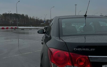 Chevrolet Cruze II, 2011 год, 750 000 рублей, 4 фотография