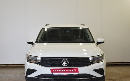 Volkswagen Tiguan II, 2021 год, 3 220 000 рублей, 3 фотография