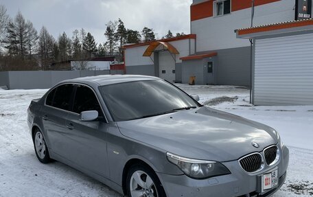 BMW 5 серия, 2005 год, 900 000 рублей, 3 фотография