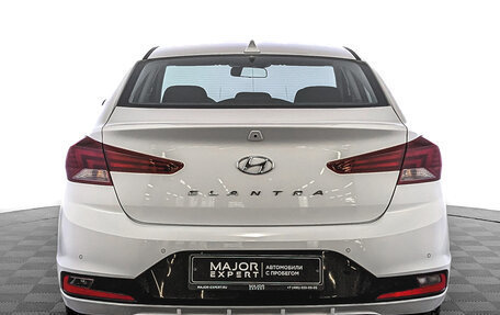 Hyundai Elantra VI рестайлинг, 2020 год, 2 195 000 рублей, 6 фотография
