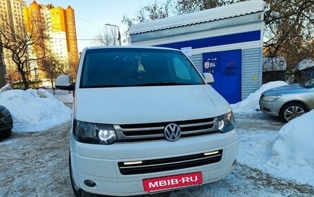 Volkswagen Caravelle T5, 2013 год, 1 950 000 рублей, 2 фотография