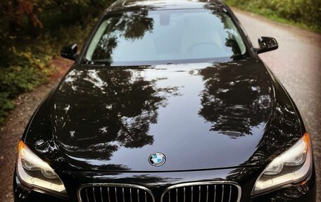 BMW 7 серия, 2014 год, 2 900 000 рублей, 2 фотография