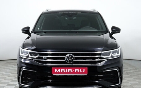 Volkswagen Tiguan II, 2021 год, 4 670 000 рублей, 2 фотография
