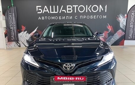 Toyota Camry, 2018 год, 2 760 000 рублей, 5 фотография
