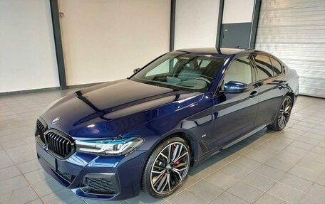 BMW 5 серия, 2021 год, 6 975 000 рублей, 3 фотография