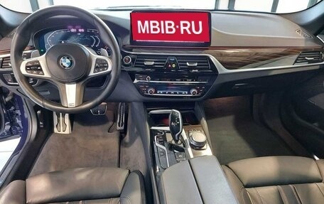 BMW 5 серия, 2021 год, 6 975 000 рублей, 6 фотография