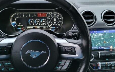 Ford Mustang VI рестайлинг, 2019 год, 2 700 000 рублей, 2 фотография