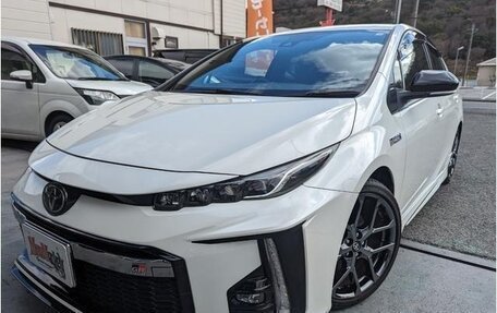 Toyota Prius IV XW50, 2020 год, 2 488 000 рублей, 7 фотография