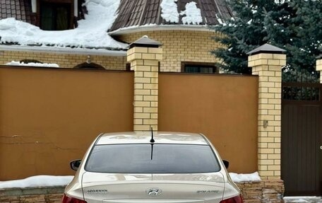 Hyundai Solaris II рестайлинг, 2012 год, 720 000 рублей, 5 фотография