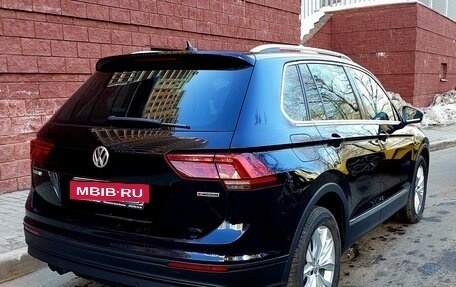 Volkswagen Tiguan II, 2020 год, 3 800 000 рублей, 6 фотография