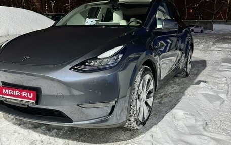 Tesla Model Y I, 2021 год, 5 000 000 рублей, 2 фотография