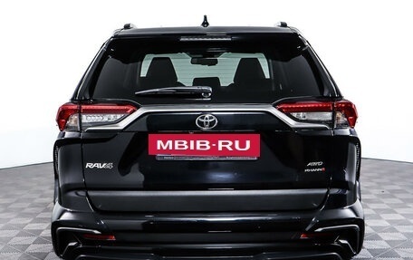 Toyota RAV4, 2021 год, 4 397 000 рублей, 6 фотография