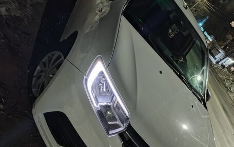 Renault Logan II, 2018 год, 750 000 рублей, 2 фотография