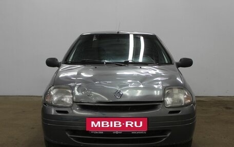 Renault Clio III, 2000 год, 235 000 рублей, 2 фотография