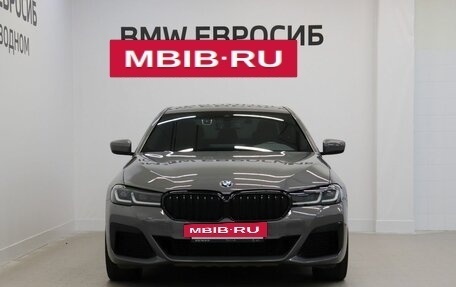 BMW 5 серия, 2022 год, 6 750 000 рублей, 3 фотография
