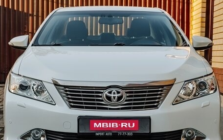 Toyota Camry, 2014 год, 1 999 900 рублей, 2 фотография